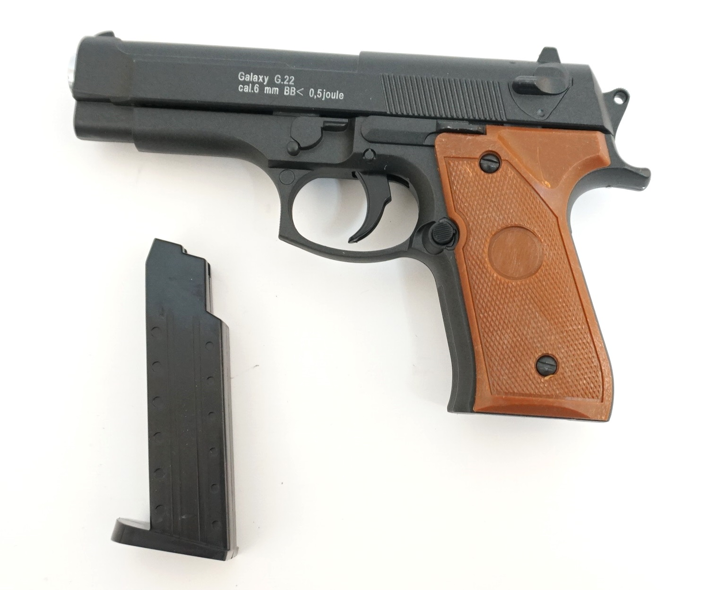 Airsoftová pistole Beretta 92 Compact